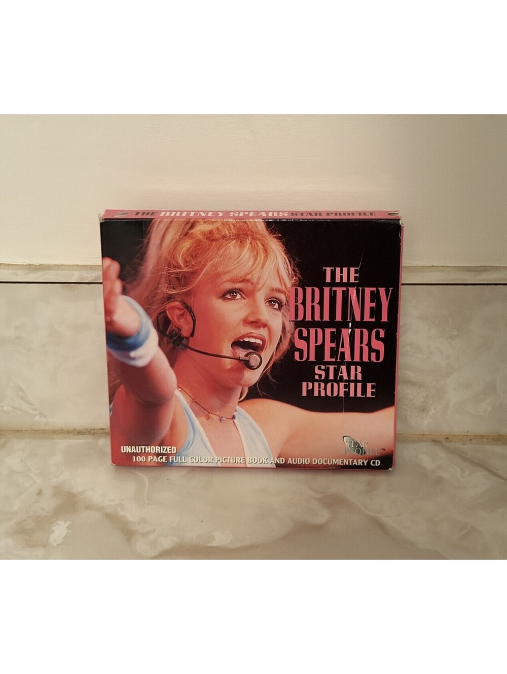 Britney Spears Star Profile 100 Page Book & Audio Documentary Box Set (CD, 1999)